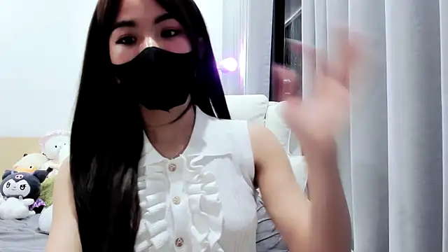 Snapshot of Lita-Julia chatting on November 6, 2:07 pm Lita-Julia online show from November 6, 2:07 pm