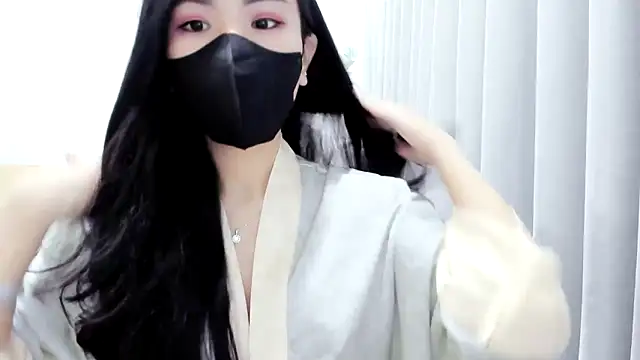 Snapshot of Lita-Julia chatting on November 20, 8:30 pm Lita-Julia online show from November 20, 8:30 pm