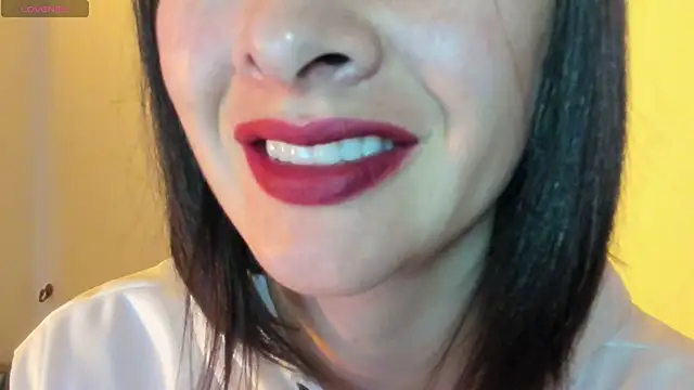 queen fetish online show from October 14, 10:38 am