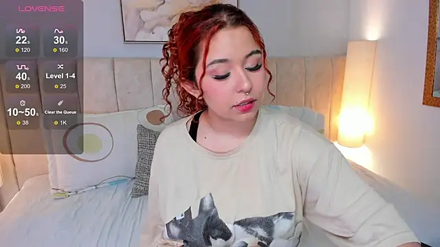 Snapshot of Atenea_cuteee chatting on September 18, 2:13 am Atenea cuteee online show from September 18, 2:13 am