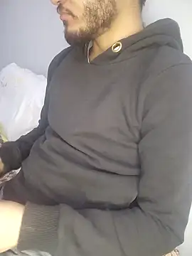 Snapshot of Arabian-B chatting on December 17, 10:54 pm Arabian-B online show from December 17, 10:54 pm