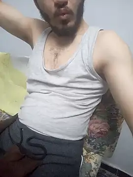 Snapshot of Arabian-B chatting on December 25, 5:48 am Arabian-B online show from December 25, 5:48 am