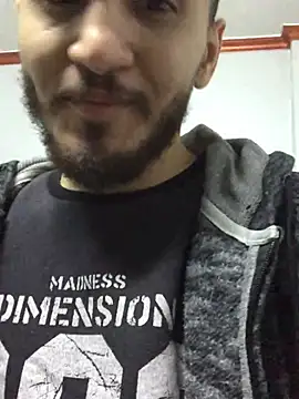 Snapshot of Arabian-B chatting on January 7, 10:52 pm Arabian-B online show from January 7, 10:52 pm