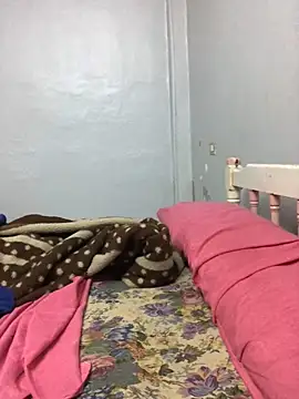 Snapshot of Arabian-B chatting on February 12, 5:26 pm Arabian-B online show from February 12, 5:26 pm