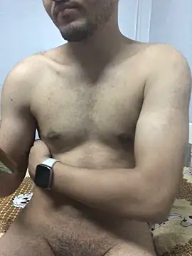 Snapshot of Arabian-B chatting on October 28, 12:19 pm Arabian-B online show from October 28, 12:19 pm