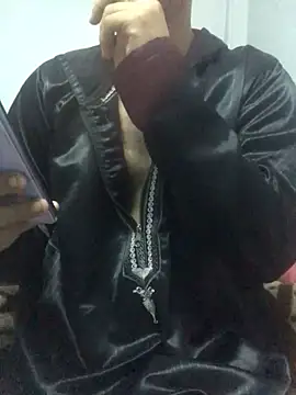 Snapshot of Arabian-B chatting on November 18, 9:25 am Arabian-B online show from November 18, 9:25 am