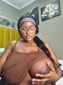 Bustygoddess32 online show from March 1, 9:04 pm