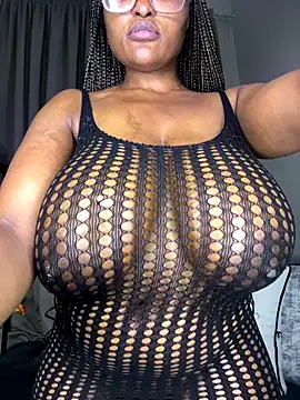 Bustygoddess32 online show from September 27, 6:02 pm