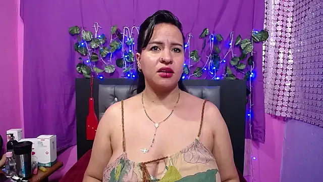 hazel 34 online show from January 10, 7:11 pm