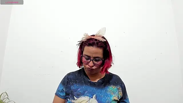 hazel 34 online show from March 31, 8:48 am