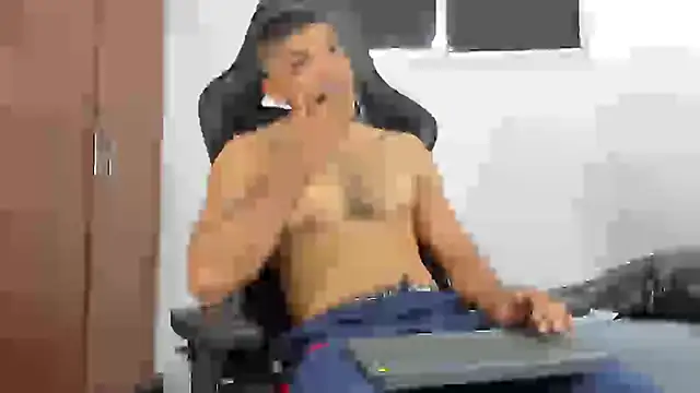 Snapshot of joris_vo chatting on January 11, 4:14 pm joris vo online show from January 11, 4:14 pm