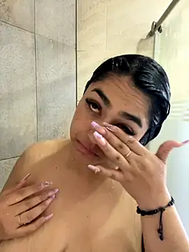 Charlotte cutee18 online show from September 30, 6:13 pm