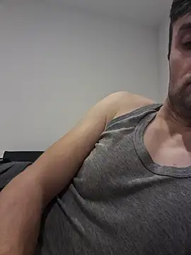 suarez1235 online show from November 14, 9:35 pm