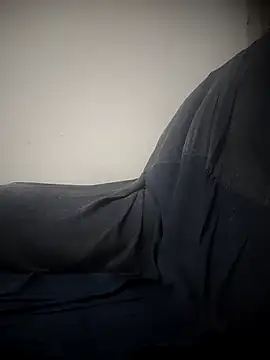 DG0022 online show from March 12, 12:33 pm