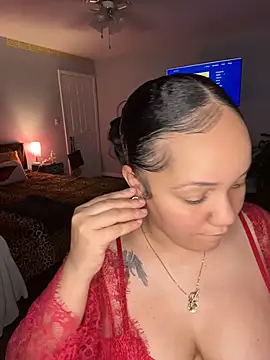 Snapshot of DestineeJayde chatting on April 24, 4:59 am DestineeJayde online show from April 24, 4:59 am