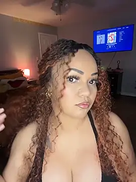 Snapshot of DestineeJayde chatting on April 27, 3:48 am DestineeJayde online show from April 27, 3:48 am