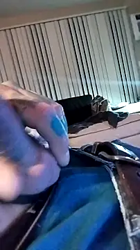 Snapshot of fukurbutt chatting on September 23, 10:29 am fukurbutt online show from September 23, 10:29 am