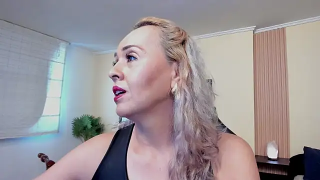 maylin yung online show from September 16, 11:55 am