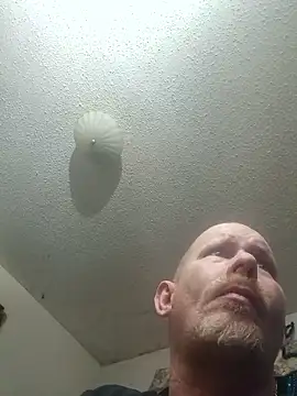 Snapshot of 52hoverDavid chatting on January 18, 12:25 am 52hoverDavid online show from January 18, 12:25 am