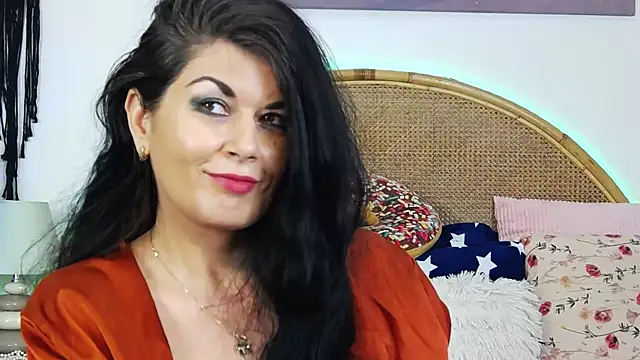 EllenGrace online show from December 29, 4:27 am