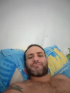 Snapshot of omlorim chatting on February 11, 2:14 am omlorim online show from February 11, 2:14 am