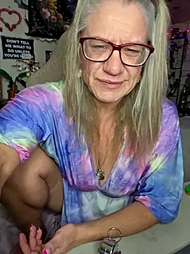 TrenaAnne online show from February 24, 12:41 am