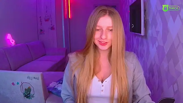 AmaliaQueen online show from December 13, 1:01 pm