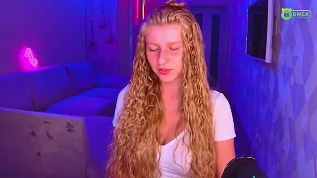 AmaliaQueen online show from September 28, 3:28 pm