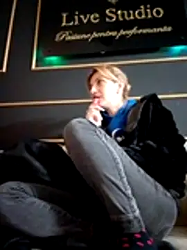 RileyLanna online show from November 19, 3:28 am