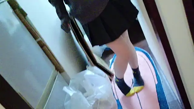 POCARI SWEAT online show from January 22, 1:21 pm