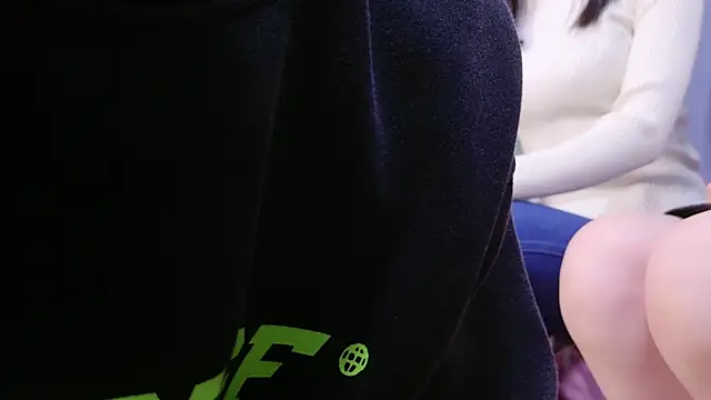 POCARI SWEAT online show from February 13, 11:06 am