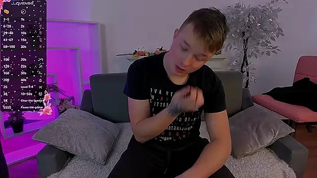  Olli  Stiw  online show from February 26, 9:21 am