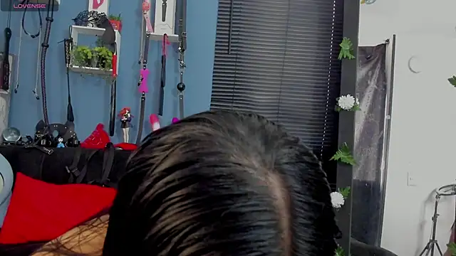 Snapshot of Alaia_Asuka chatting on January 24, 5:32 pm Alaia Asuka online show from January 24, 5:32 pm