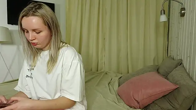 Beatrica Klein online show from October 12, 2:27 pm