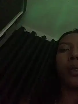 talitasilvx online show from March 12, 2:52 am