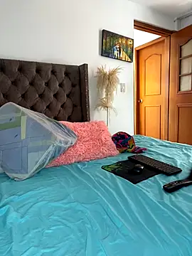 Snapshot of manuela_star chatting on September 25, 5:38 pm manuela star online show from September 25, 5:38 pm