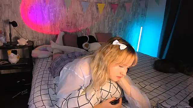 MariaMango online show from March 15, 11:50 pm