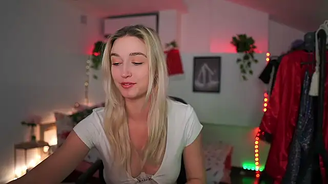 Alexis   Texas online show from December 11, 7:57 pm