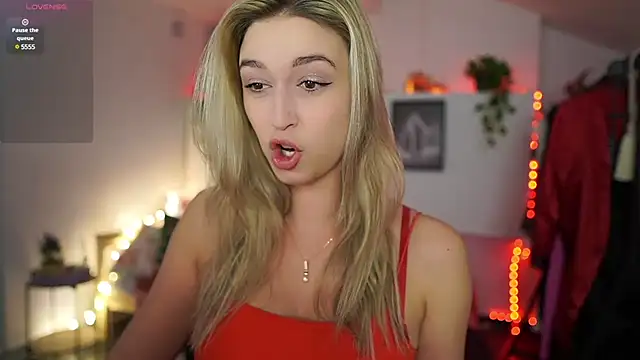 Alexis   Texas online show from January 15, 7:55 pm