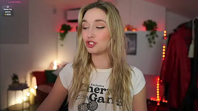 Alexis   Texas online show from February 4, 10:24 pm