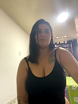 Snapshot of alina_stark chatting on November 14, 9:35 pm alina stark online show from November 14, 9:35 pm