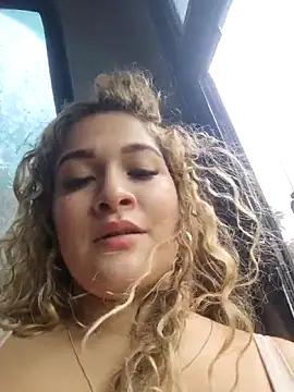 Sara smiiith211 online show from December 20, 5:09 pm