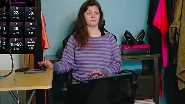 TreeJeanne online show from October 19, 11:33 am