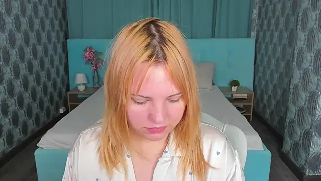 Stacy Luv online show from September 27, 12:04 am