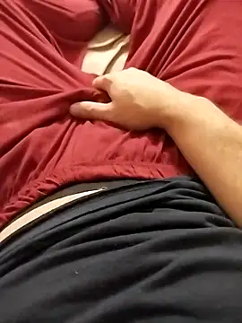 Snapshot of xozox chatting on February 25, 12:14 am xozox online show from February 25, 12:14 am