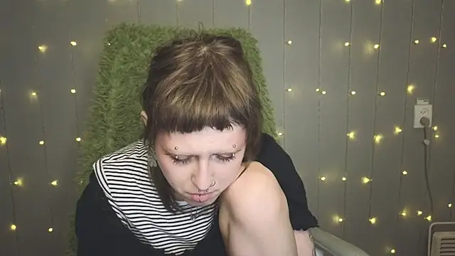 kortny yo online show from January 18, 11:44 pm