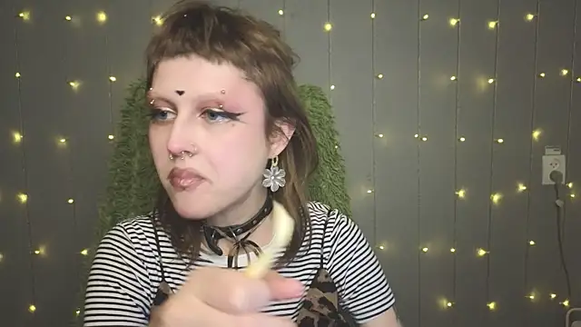 kortny yo online show from January 19, 3:08 am