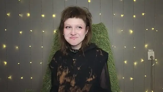 kortny yo online show from February 14, 4:15 am