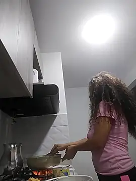 Snapshot of Alma_Sexyy chatting on March 8, 3:39 am Alma Sexyy online show from March 8, 3:39 am