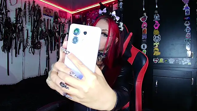 Snapshot of jannaink_ chatting on November 5, 11:27 pm jannaink online show from November 5, 11:27 pm